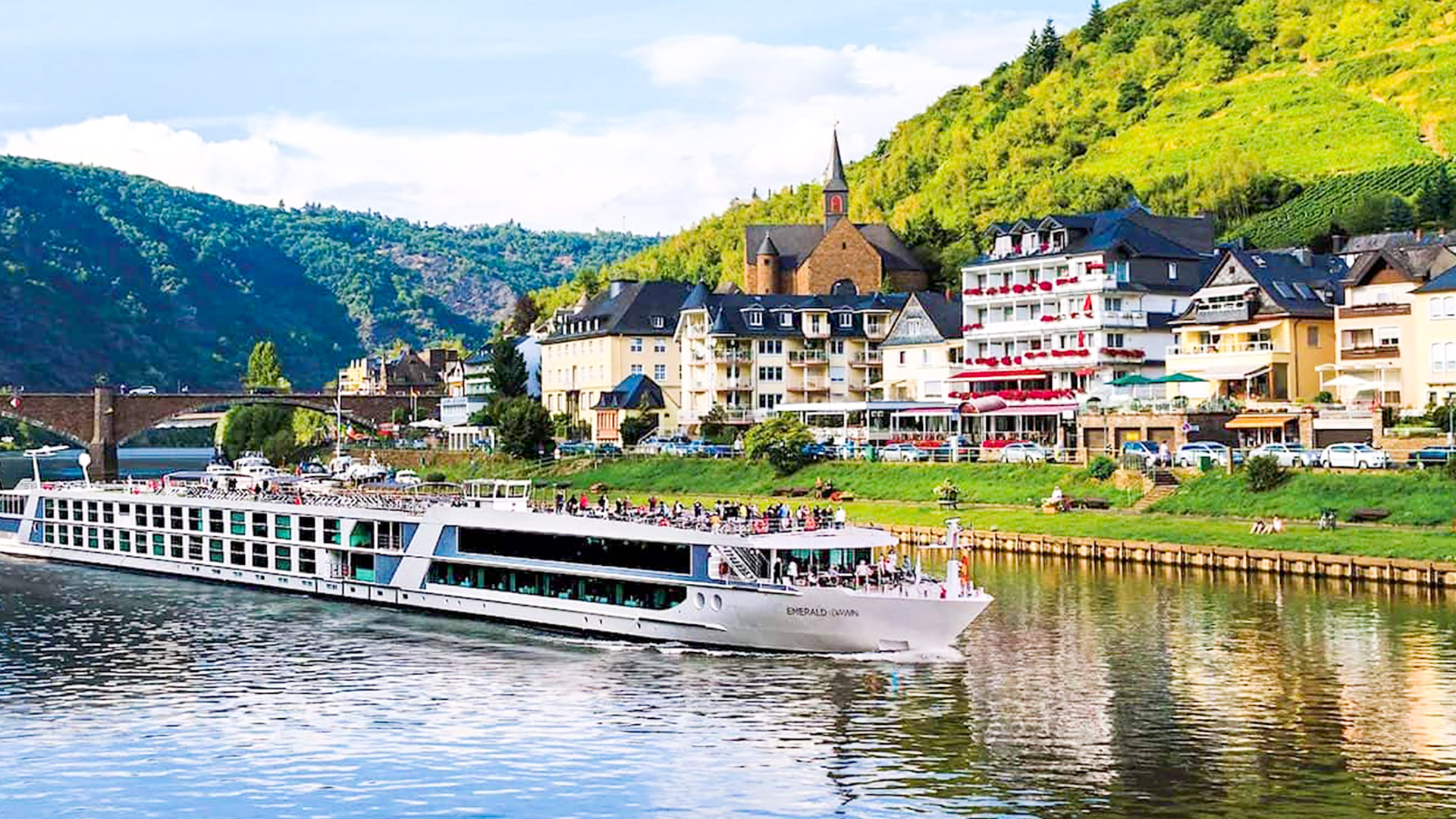 羅曼蒂克萊茵河包船11天-荷蘭、德國、法國、瑞士｜阿聯酋航空20241101 -富康旅行社